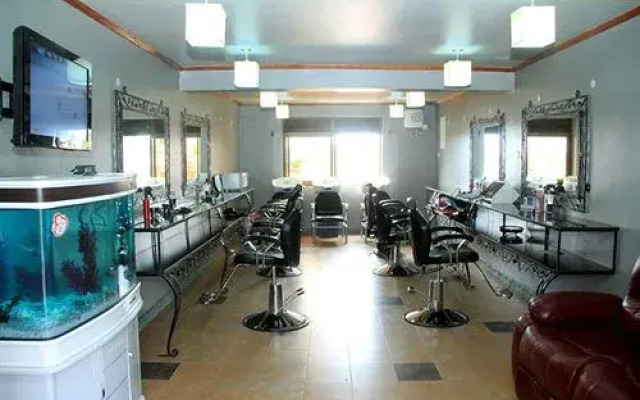 CityBlue Hotel & Suites