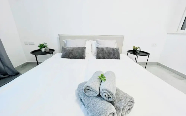 Sunshine Suites