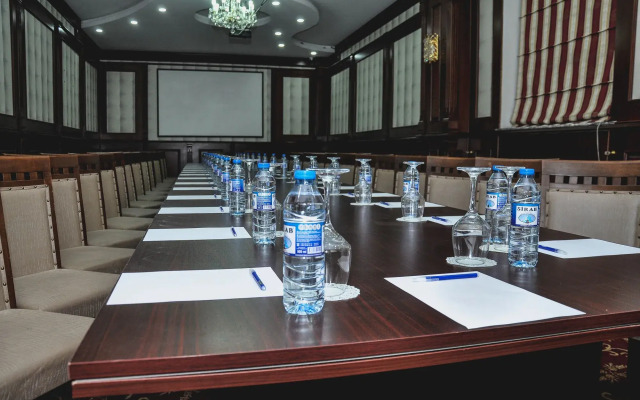 Baku İnn Hotel