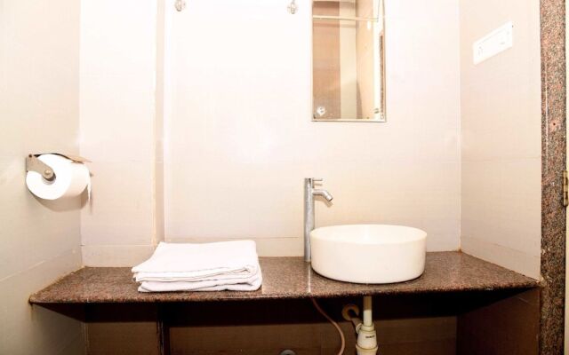 Hotel Kamat Plus