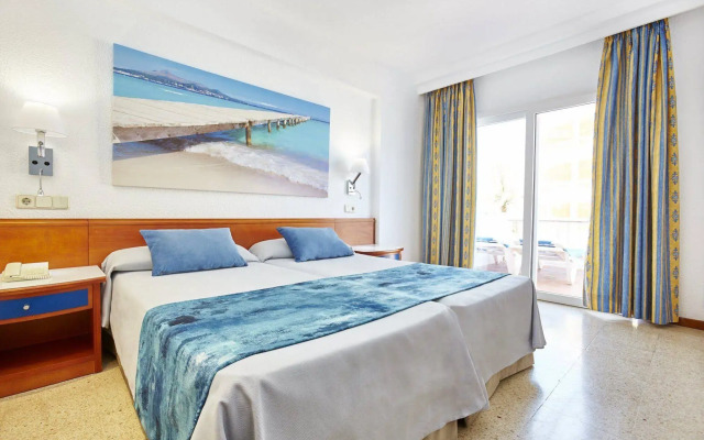 Universal Hotel Romantica