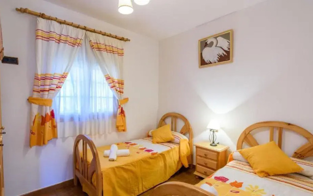 Cortijo La Encina Sayalonga by Ruralidays