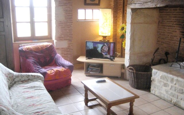House With 4 Bedrooms in Lherm, With Private Pool, Furnished Terrace a