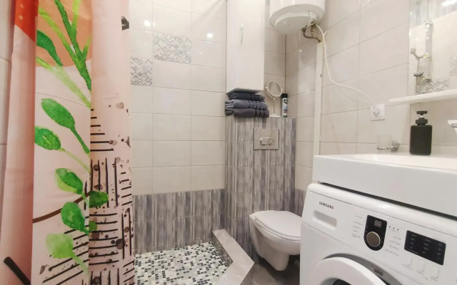 Apartment Live in the Mountains at 31 Estonskaya Street