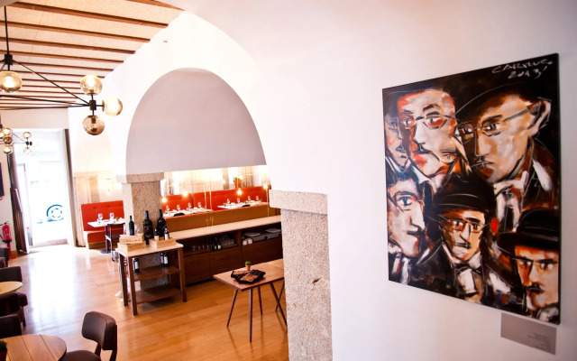 Lisboa Carmo Hotel