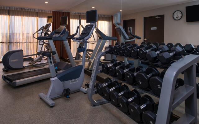 Holiday Inn Express & Suites San Antonio Medical-Six Flags by IHG