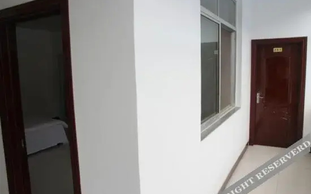 Tangjia Hotel