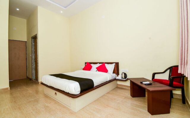 Collection O 38804 Eight Steps Resort