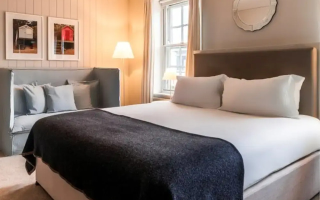 The Crown hotel