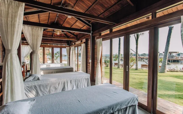 Rocks Beach Boutique Phu Quoc