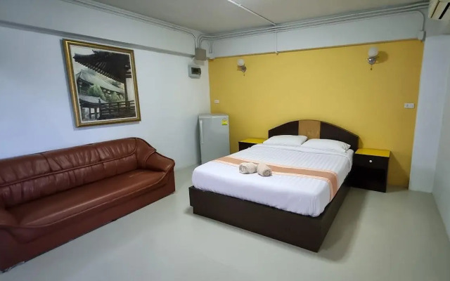 Charoen Apartment Hotel Trang