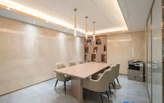 Lavande Hotel (Beijing Sanyuanqiao Yansha Embassy District)