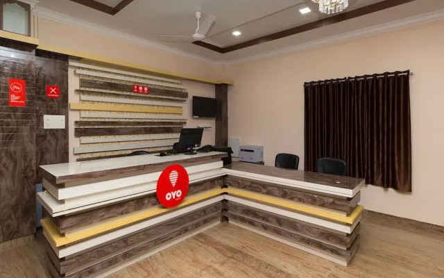 OYO 10189 Hotel Aashiyana