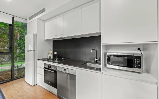 Brisbane One Apartments by CLLIX