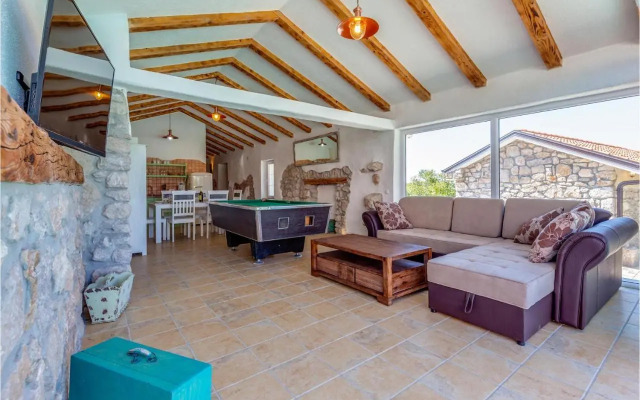 Two-Bedroom Holiday Home in Smrika