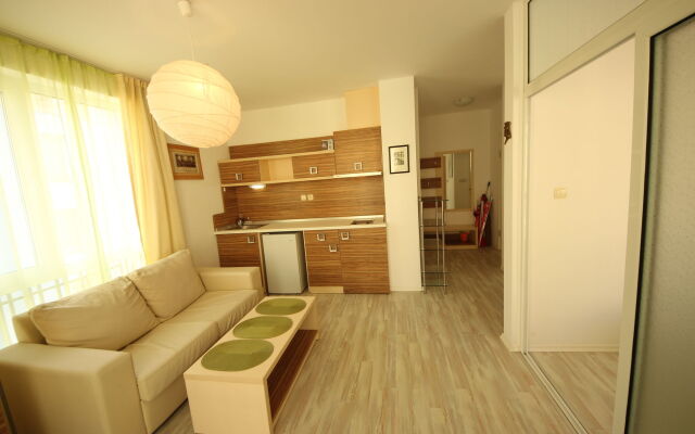 Menada Rainbow 4 Apartments