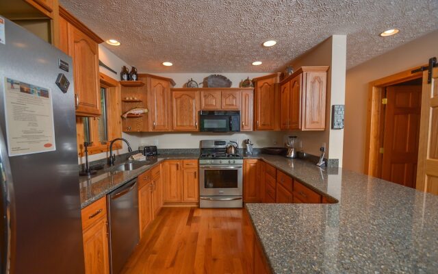 Hootenanny 5 Bedroom House