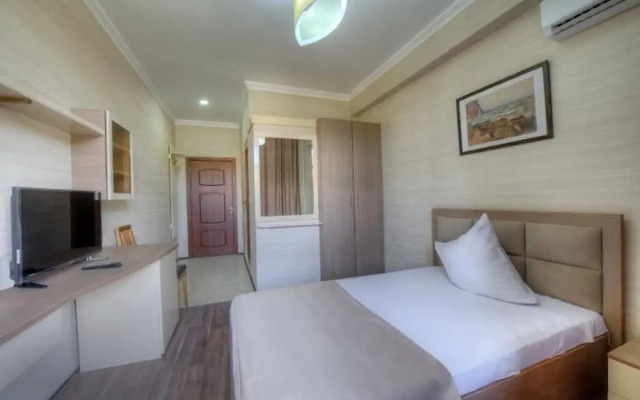 Shihov Hotel