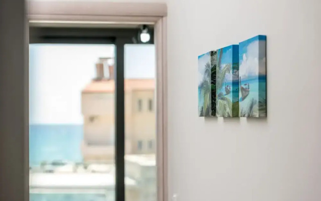 Elmara Luxury Villa 1 - Next to the Beach