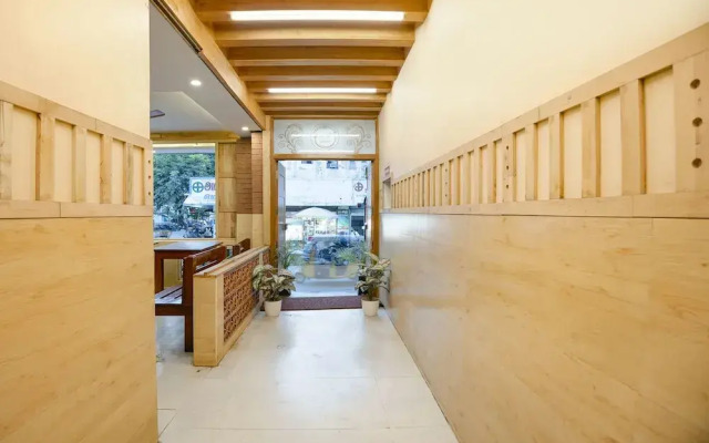 Fabhotel Wooden Park