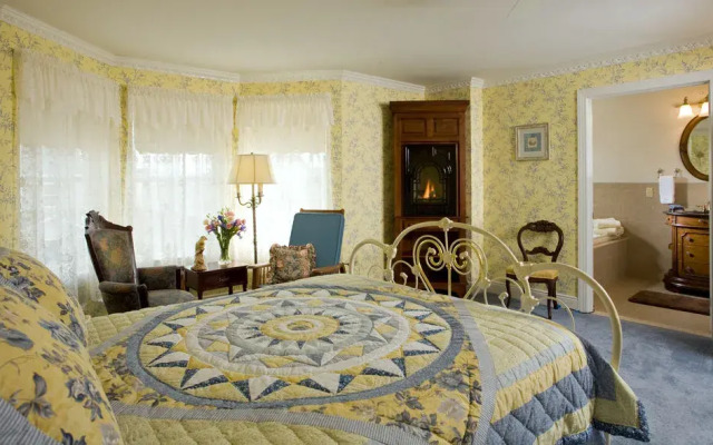 Wilbraham Mansion