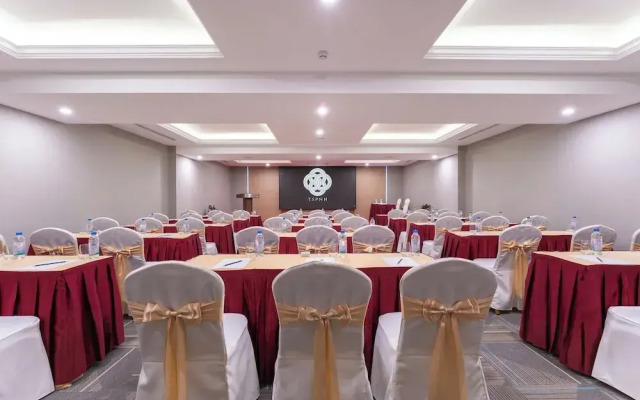 The Skye Phnom Penh Hotel & Apartments