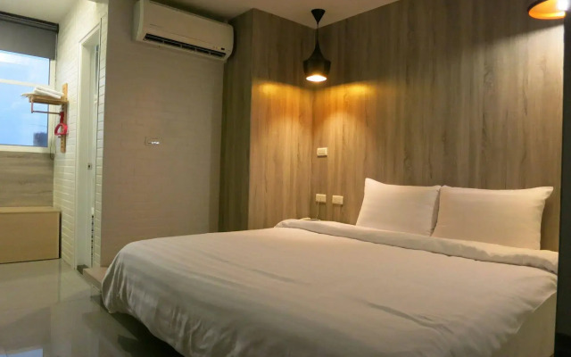 S&E Hotel