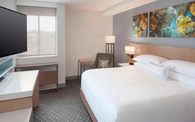 Delta Hotels by Marriott Seattle Everett