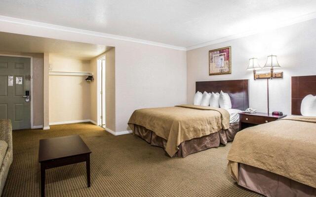 Quality Inn & Suites Thousand Oaks - US101