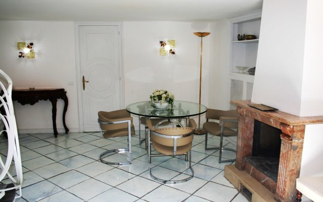 Apartment With 2 Bedrooms In Roma, With Wonderful City View And Wifi