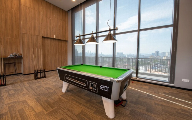 Designer Cozy Studio House