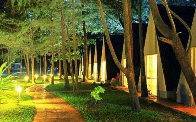 Con Dao Camping Hotel