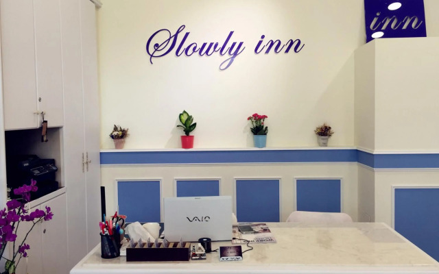 Slowly Inn