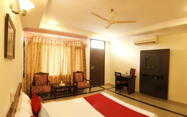 OYO Premium Civil lines Dharamshala