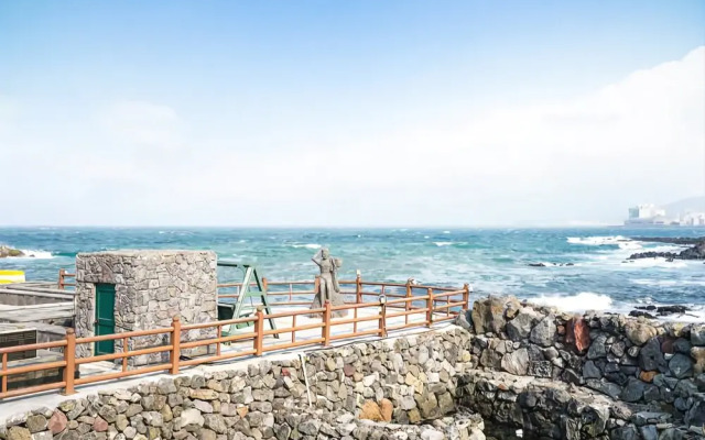 Jeju Airport Road Pension