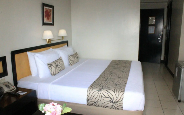 Palm Hotel Manila