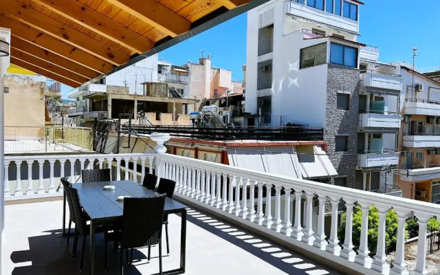 Deluxe furnished apartment (In the city center)