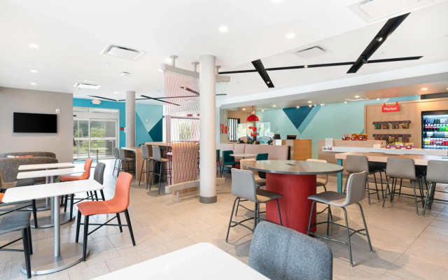 avid hotel Summerville by IHG