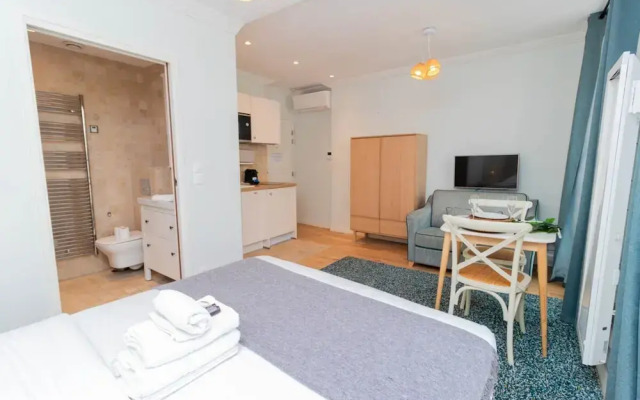 Superb and New Studio in the Center of Paris