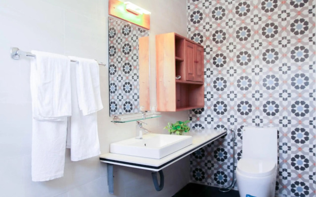Cavilla Hotel & Apartment