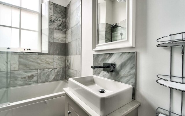 Stunning 2bdr Georgian Flat