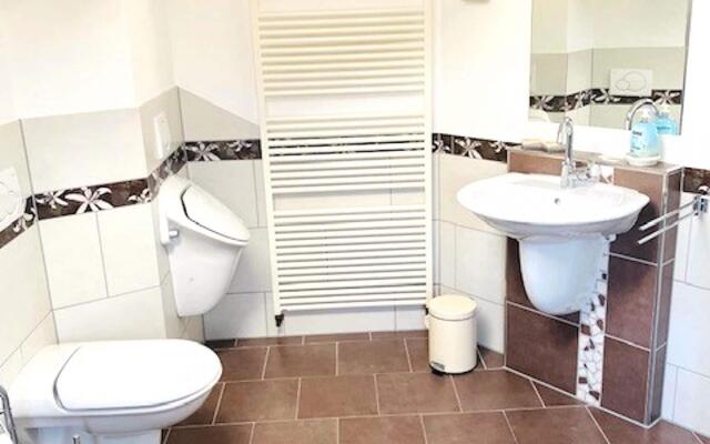 Junkerath Romantic Garden Stay