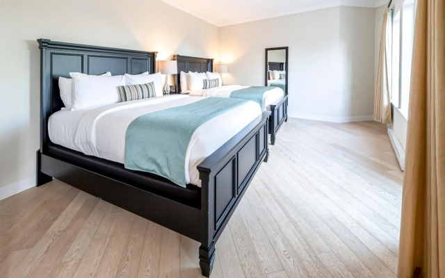 Villa Eyrie Resort