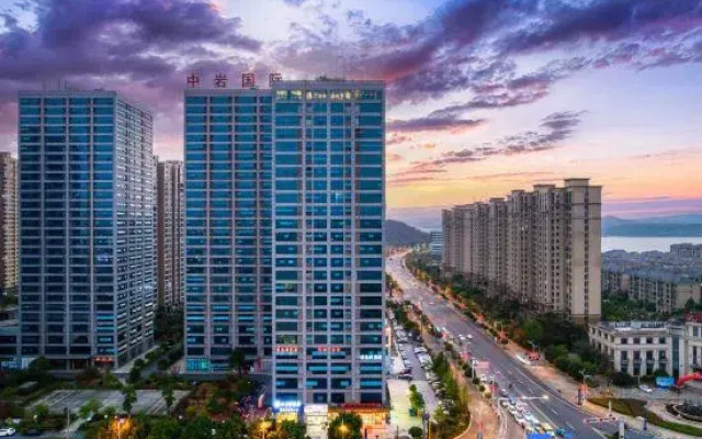 Werna 3 Good Hotel (Wuning Xihai Branch)