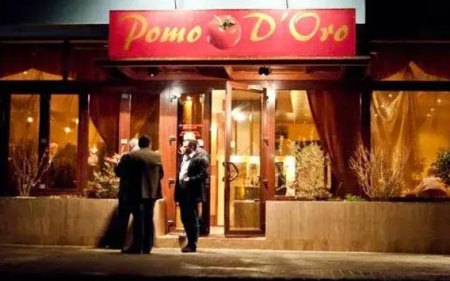 Perla D Oro Hotel