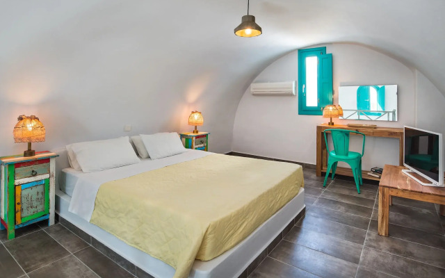 Nissia Beach Apartments and Suites