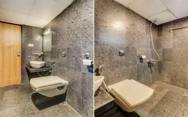 Hotel O NR Residency Near Nexus Mall Koramangala