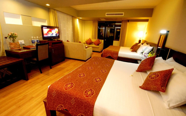 Asia Paradise Hotel - Image 7