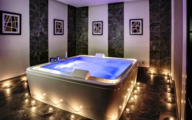 Aswar Hotel Suite Al Ulaya