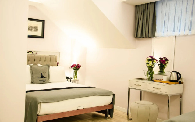 Primero Hotel